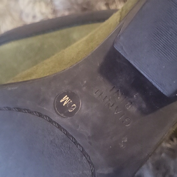 Gianni Bini Olive Ankle Boots - Picture 7 of 9